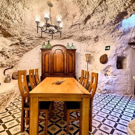 Cueva Con Jacuzzi A 20 Minutos De Valencia Villa Benaguacil Exterior foto