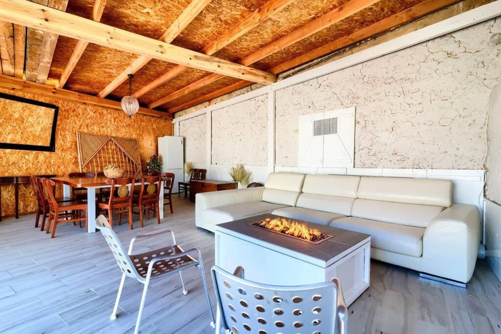Cueva Con Jacuzzi A 20 Minutos De Valencia Villa Benaguacil Exterior foto
