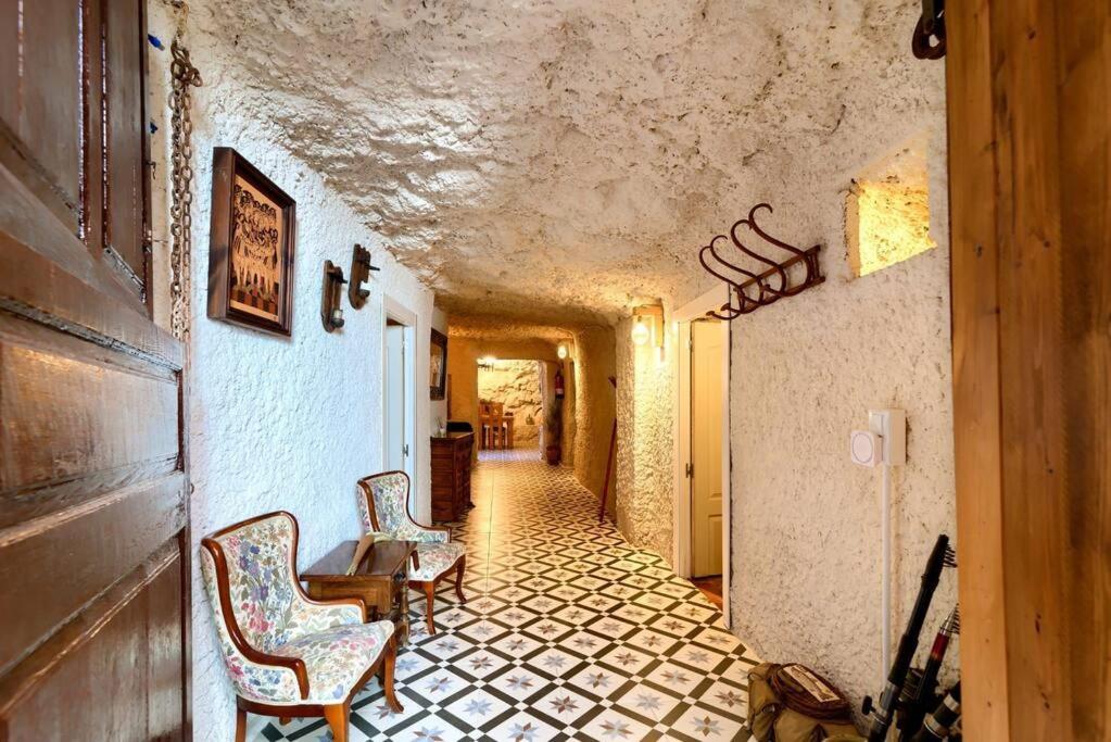 Cueva Con Jacuzzi A 20 Minutos De Valencia Villa Benaguacil Exterior foto